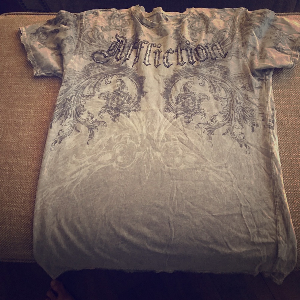 Tee shirt
