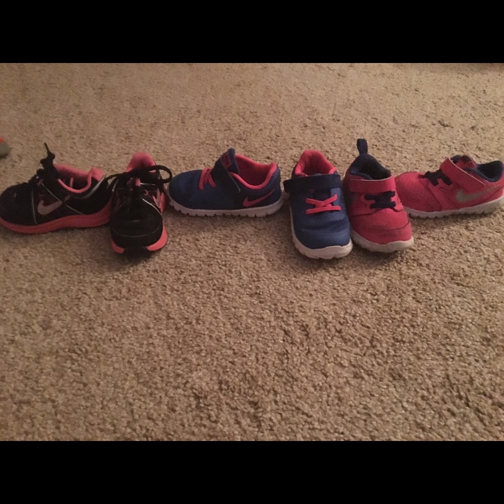3 pairs toddler Nike shoes