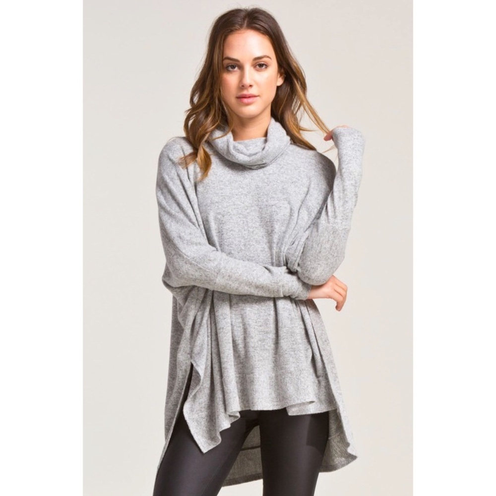 LAST ONE!! Super Soft Turtleneck Top - Picture 2 of 5
