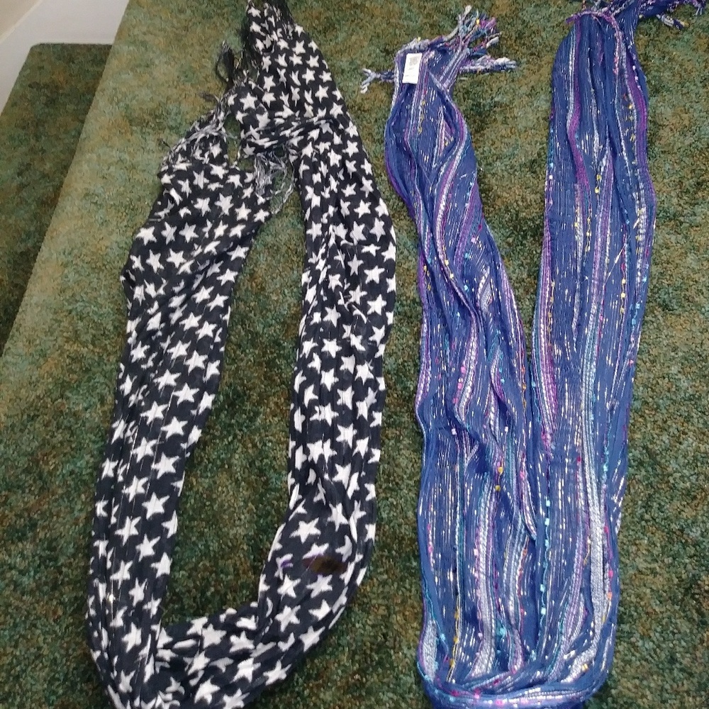 Set of 2 Scarves