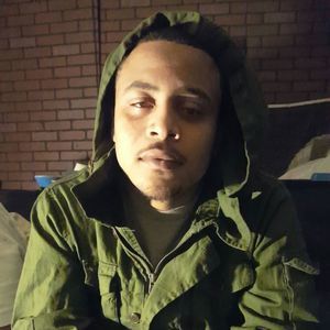 Meet your Posher, Devonte