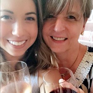 Meet your Posher, Debbie