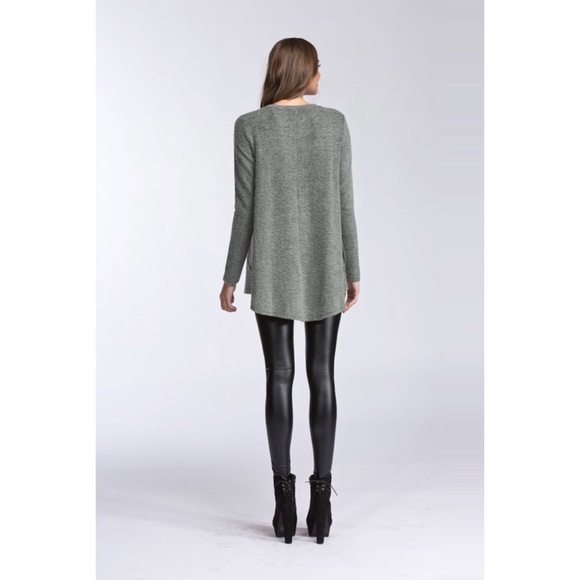 LAST ONE!! Super Soft Top with Pockets-OLIVE - Picture 2 of 2