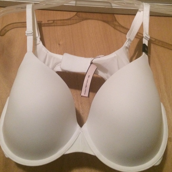 Two Victoria's Secret Demi Bras - Picture 2 of 8
