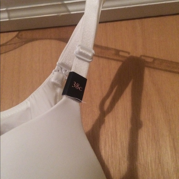 Two Victoria's Secret Demi Bras - Picture 3 of 8