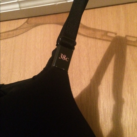 Two Victoria's Secret Demi Bras - Picture 7 of 8