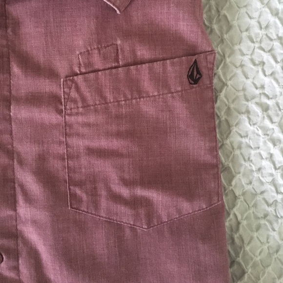 Volcom Button Up - Picture 2 of 4