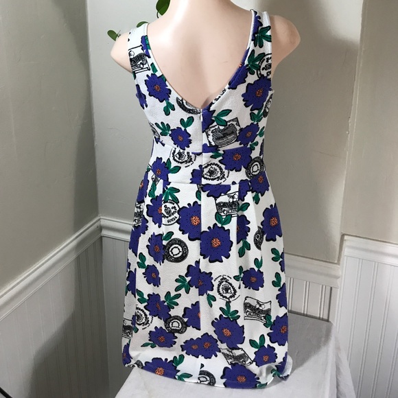 Womens White Floral Flare Dress Textured. B67 - Picture 4 of 8