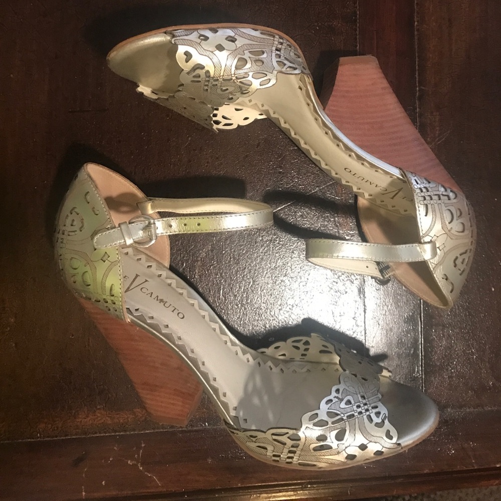 Used Vince Camuto Heels