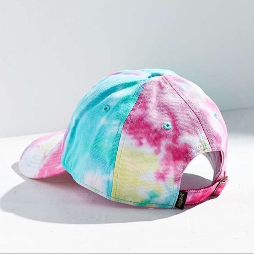 NWT UO Melting Smiley Face Tie Dye Hat - Picture 3 of 4