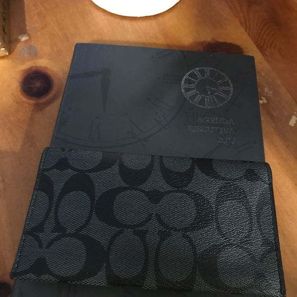 Coach wallet phone case - Picture 3 of 3