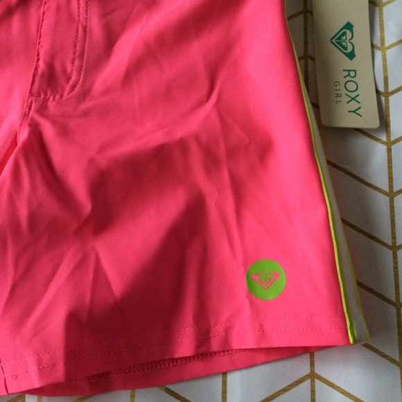 3/$35 Sample Sale! Roxy Girl Beach Shorts, M(10) - Picture 2 of 4