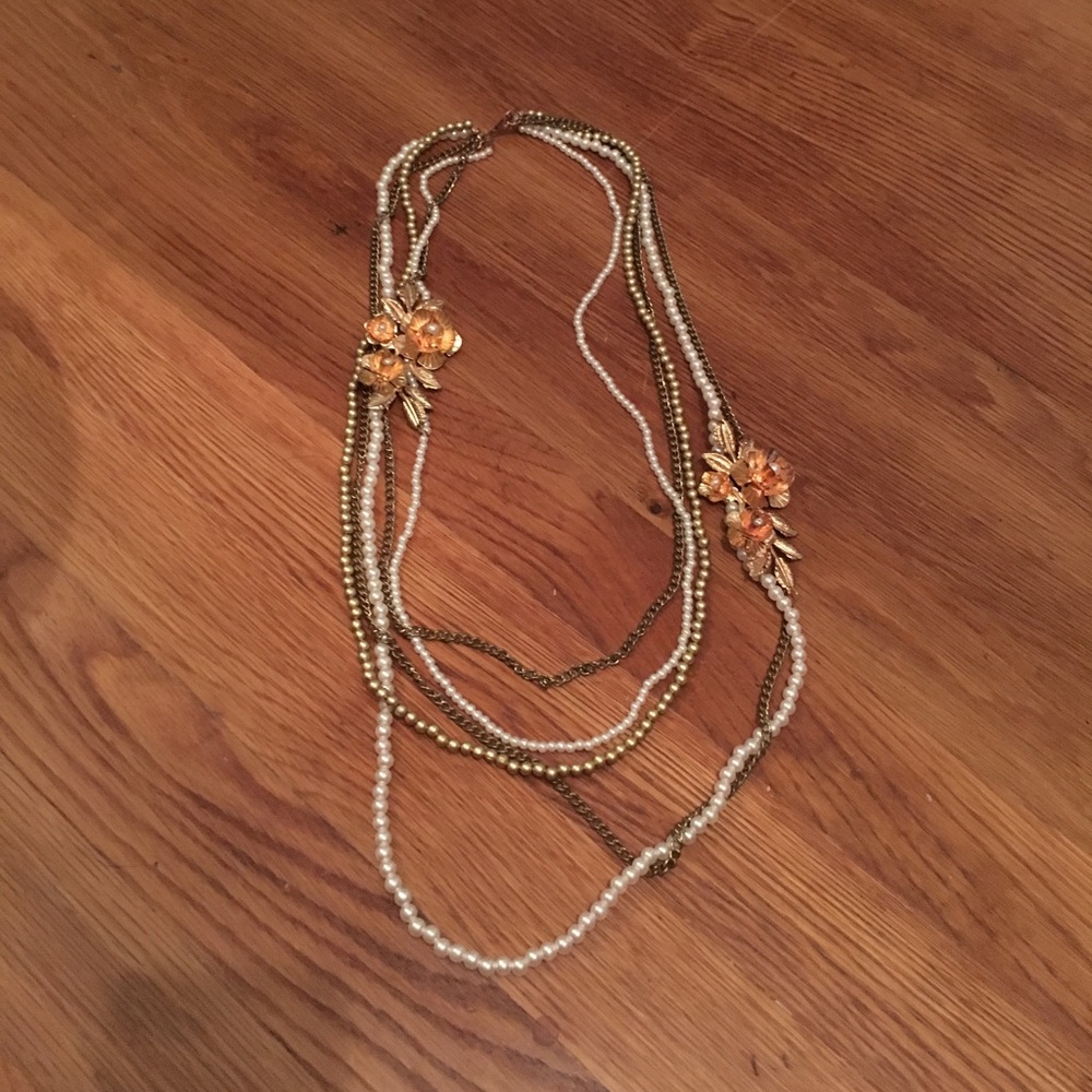 Pearl and gold layered necklace (costume)
