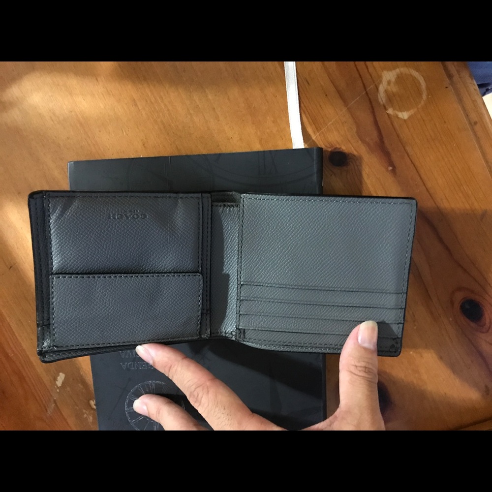 Coach wallet