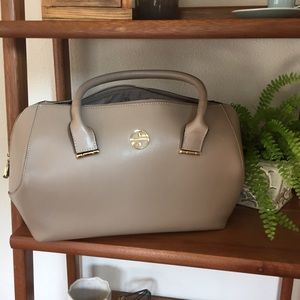 Segolene en Cuir Piera Leather Satchel