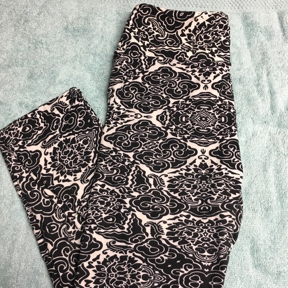 OS Lularoe leggings - Picture 1 of 1