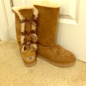 Ribbon Accent tall UGG BOOTS