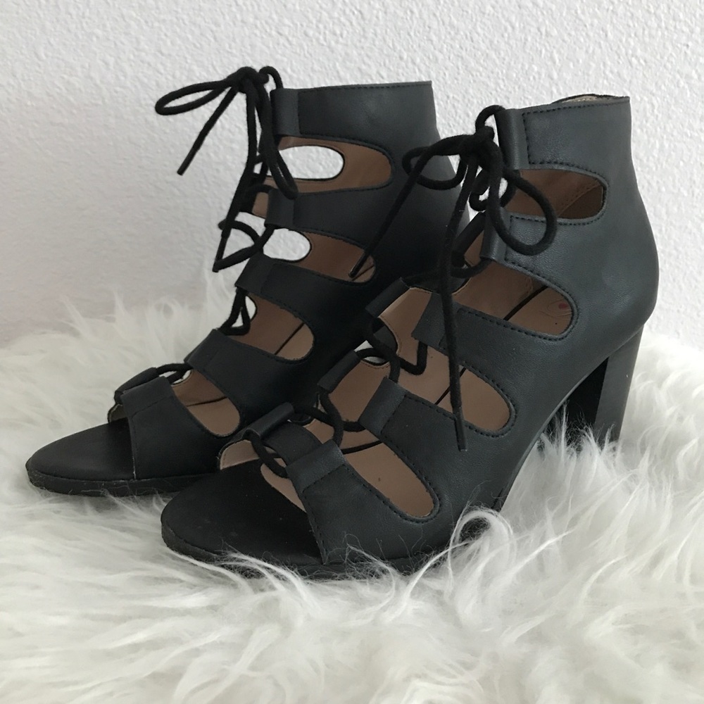 Black lace up bootie/heels