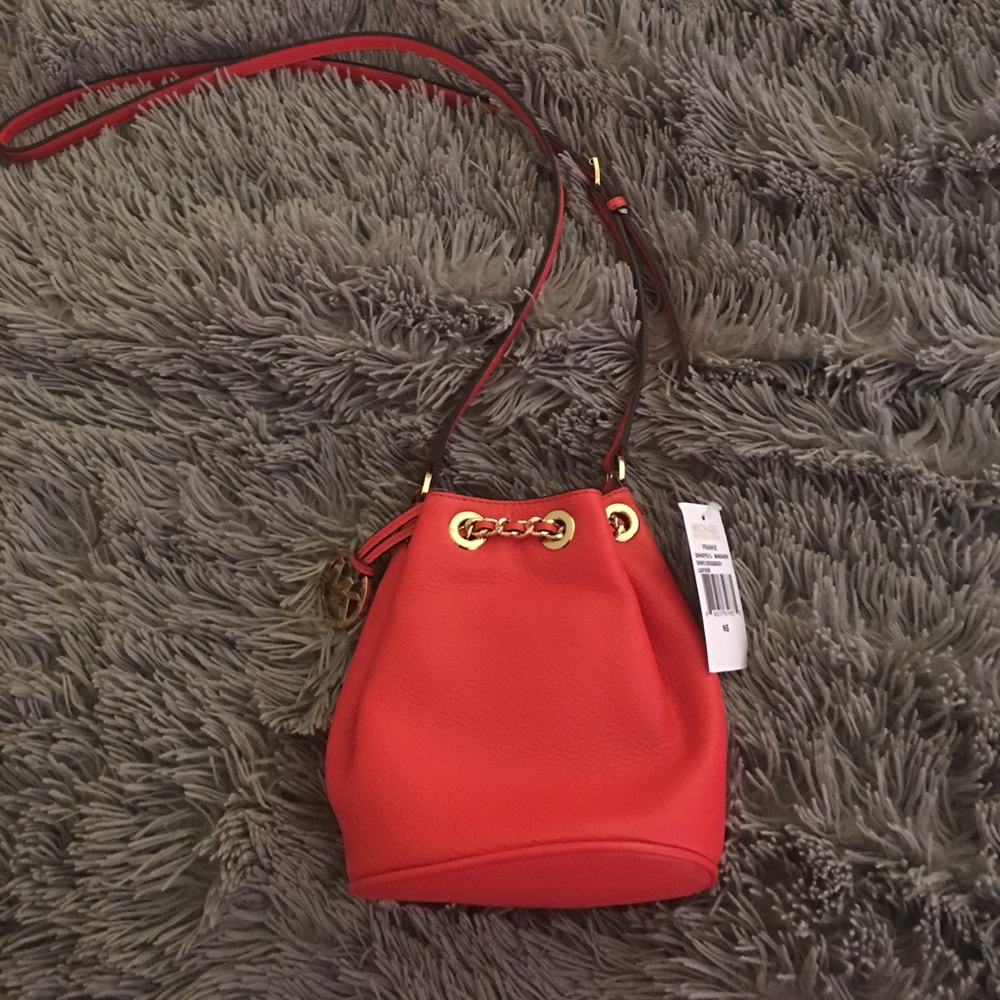 Michael kors small bucket bag, coral
