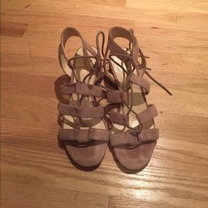 Nine West gillie sandal