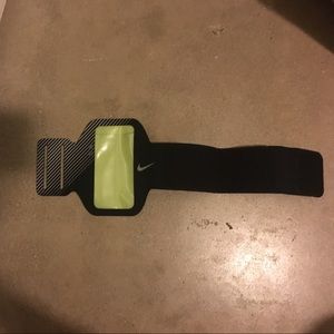 nike iphone 5/5s armband (E2 performance)