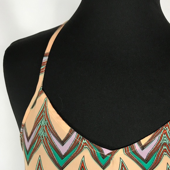 Spaghetti Strap Tank from Beautifully Size M - Picture 2 of 4