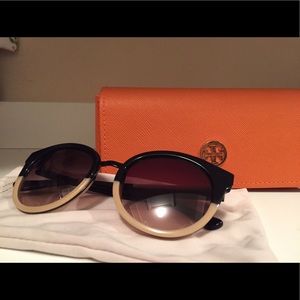 Tory Burch Round Sunglassss