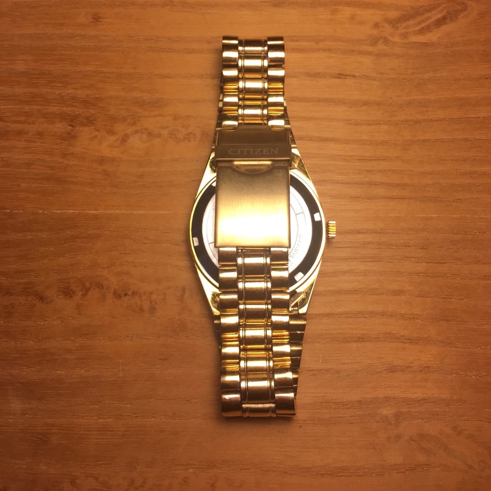 Citizen Watch - Picture 2 of 3