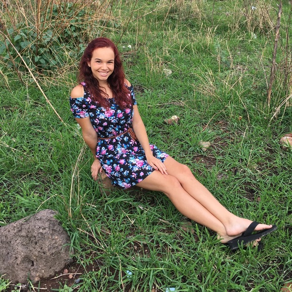 Meet your Posher, Tayia - Picture 4 of 5