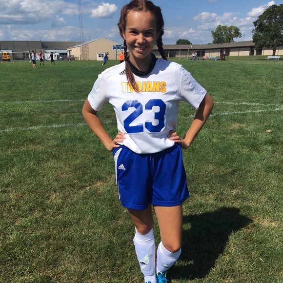 Meet your Posher, Tayia - Picture 5 of 5