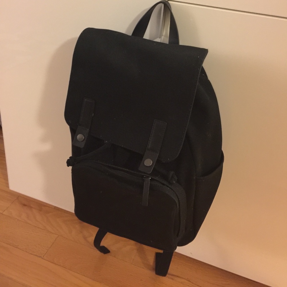 Everlane Modern Snap Backpack