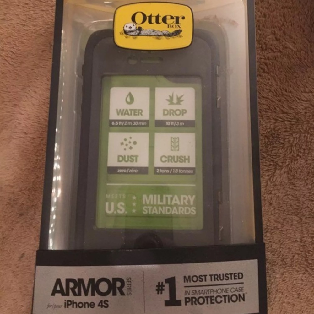 Otterbox iPhone 4/4s case!