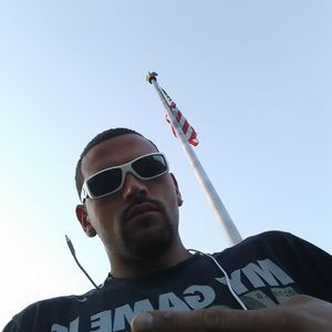 Meet your Posher, Carlos