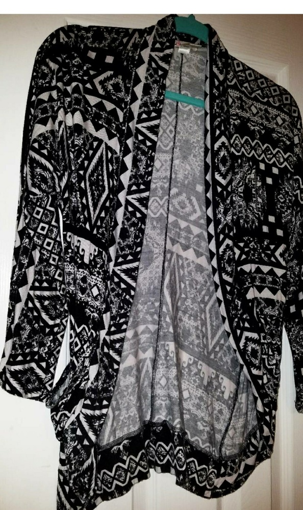 Black and White Patterned Cardigan