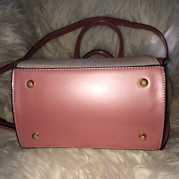 BARBIE💗PINK PURSE HANDBAG SHOULDER BAG FX.LEATHER - Picture 7 of 7