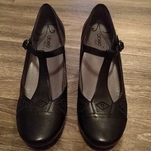 ABEO BIO Renee Neutral T-strap Mary Jane