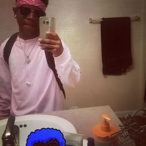 Meet your Posher, Gregory