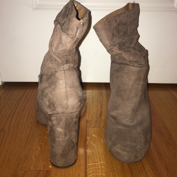 Suede booties - Picture 3 of 3