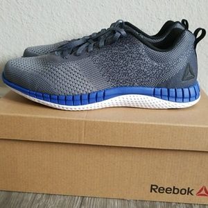 Reebok men's running shoe