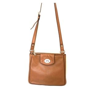 FOSSIL brown leather crossbody bag