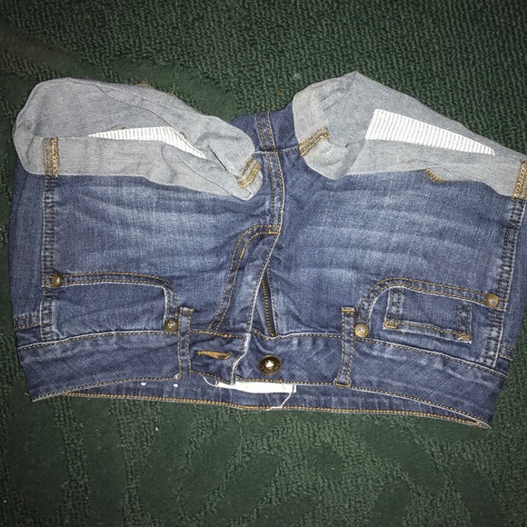 Shorts - Picture 1 of 3