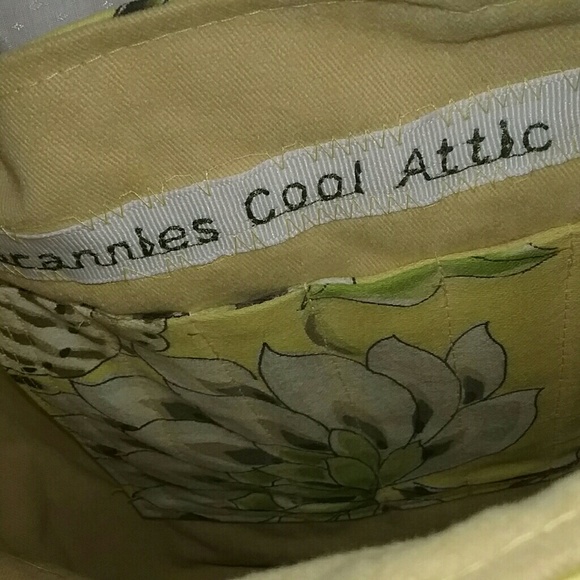 Yellow shoulder ladies hand made custom bag - Picture 3 of 8