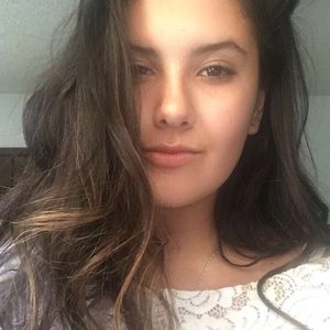 Meet your Posher, Chanele