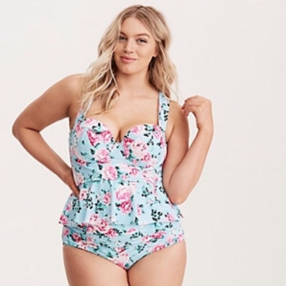 ISO THIS BIKINI BY TORRID IN 1X, please!!!