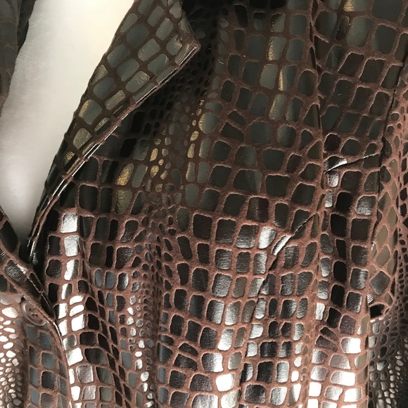 Selene Sport Snake Print Trench Coat - Picture 5 of 8