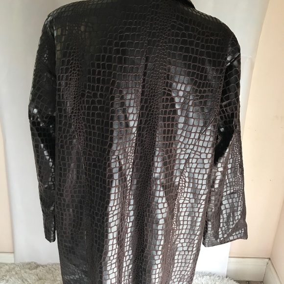 Selene Sport Snake Print Trench Coat - Picture 6 of 8