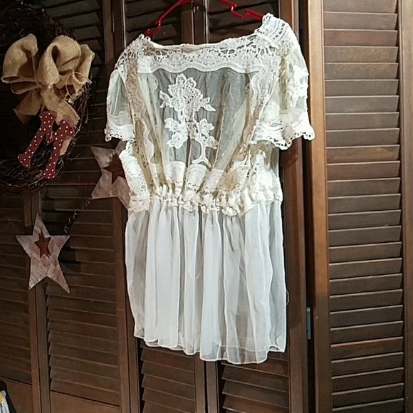 Blouse - Picture 2 of 2