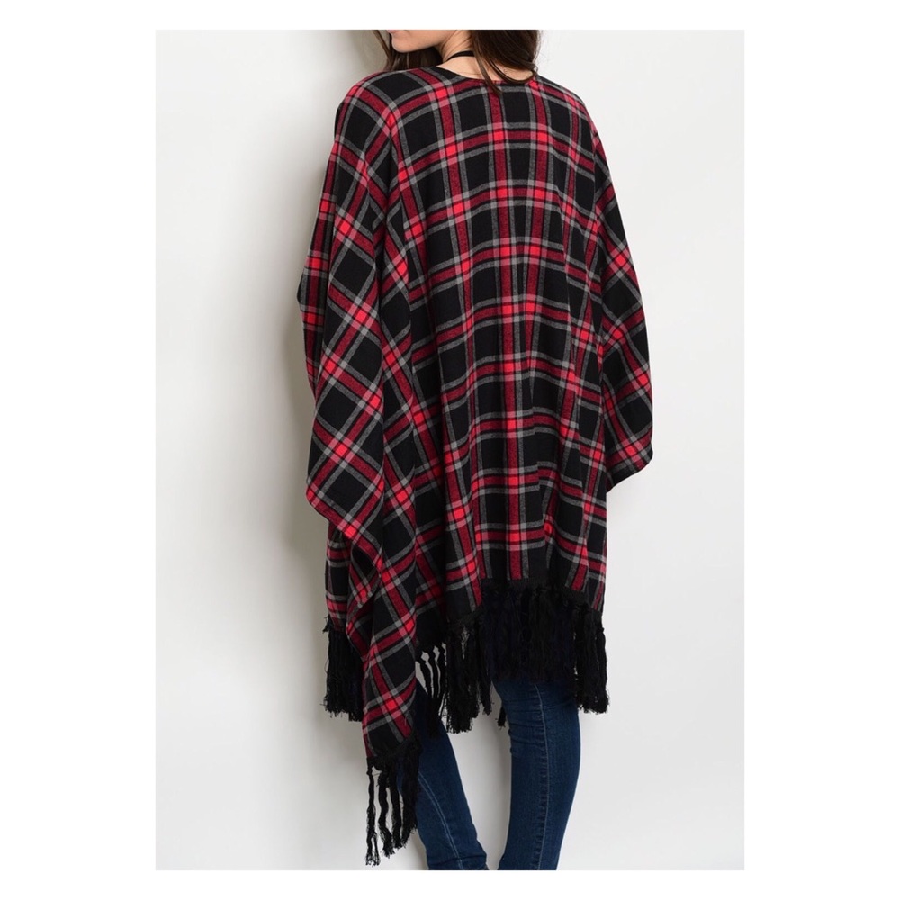 Small Oversized Red Plaid Poncho - Picture 3 of 3