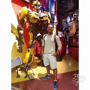 Meet your Posher, Jhonny