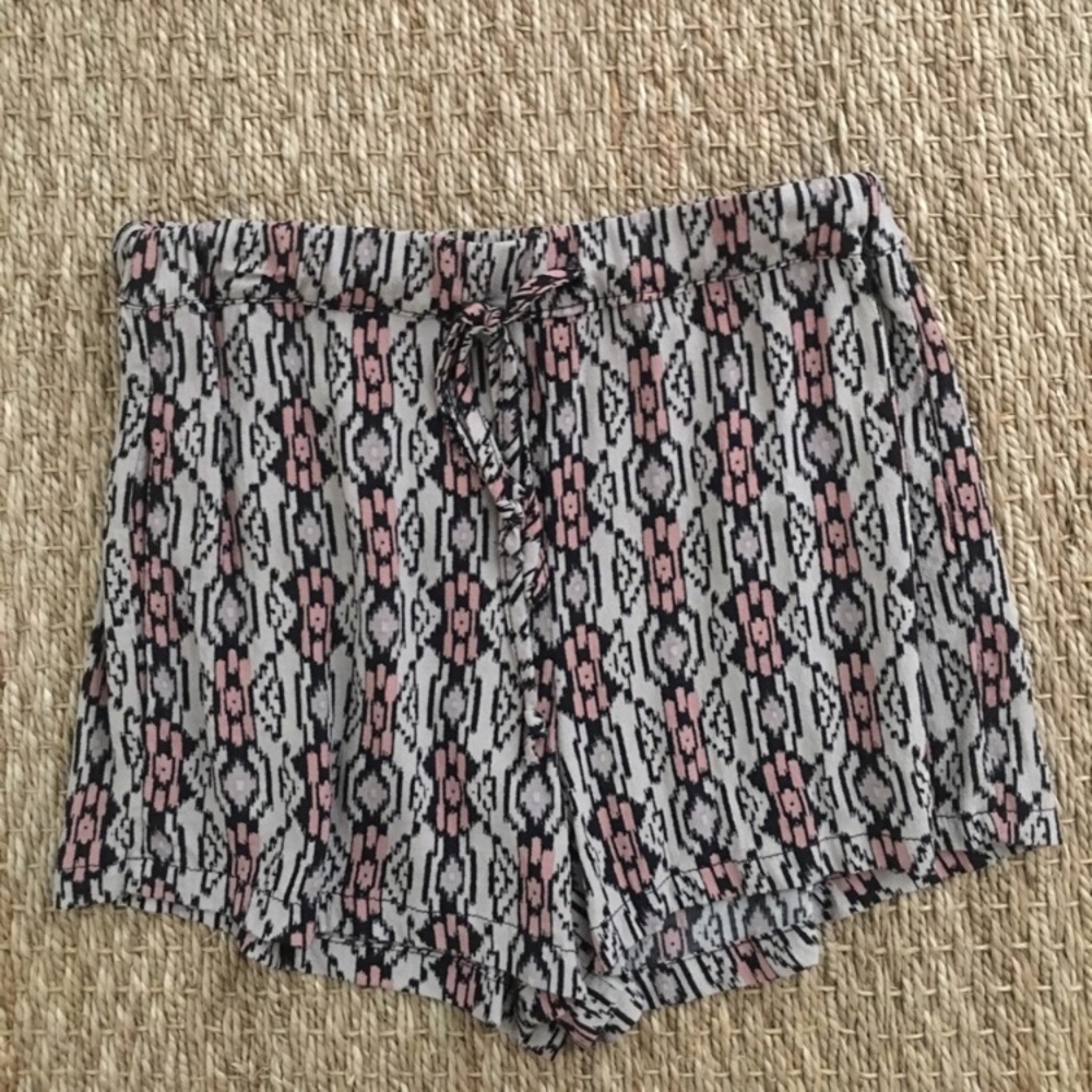 Bundle deal*******Two brandy Melville shorts